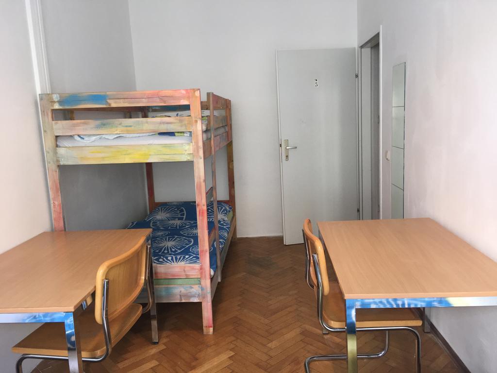 Chichilli Hostel Wien Eksteriør bilde