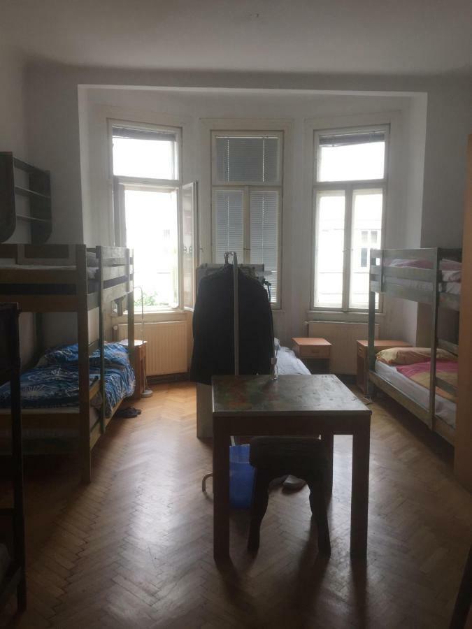 Chichilli Hostel Wien Eksteriør bilde