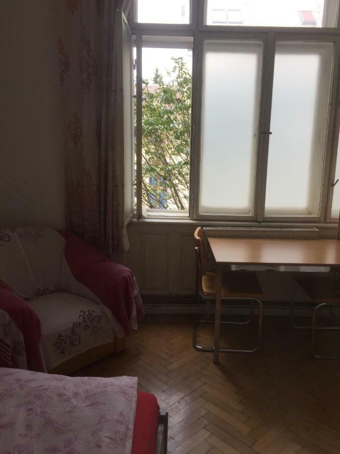 Chichilli Hostel Wien Eksteriør bilde