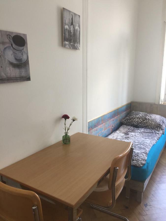 Chichilli Hostel Wien Eksteriør bilde