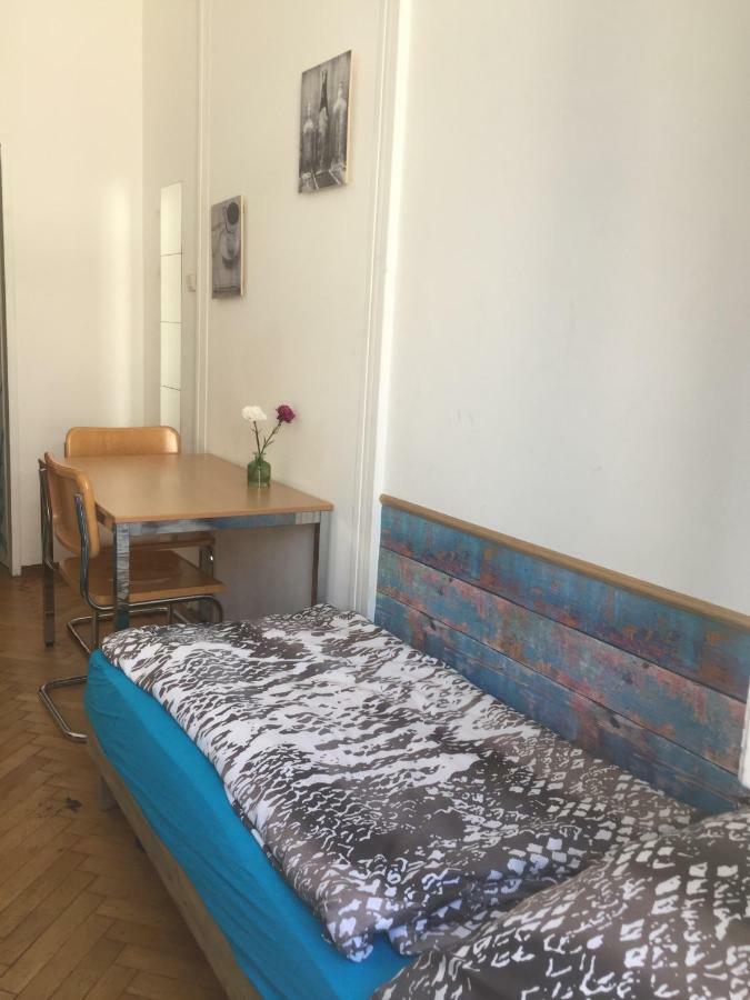 Chichilli Hostel Wien Eksteriør bilde
